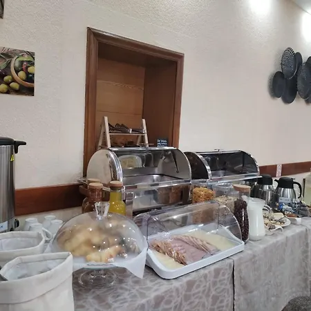 Artena