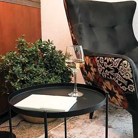 Artena 3*